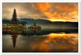 It is one of the main structure in the irrigation systems that draws the water from lake batur into . Bali Pura Ulun Danu Bratan Water Temple Pura Ulun Danu B Flickr