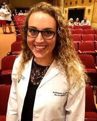 Student receives college acceptance to USM