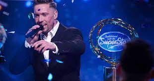 Jetzt greift sie auch in einer anderen branche an: Dsds Finale 2020 Ramon Roselly Ist Deutschlands Neuer Superstar
