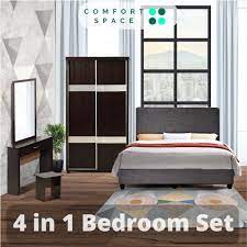 Set bilik tidur klasik, sebagai peraturan, harus dibuat dari bahan yang berkualiti. Set Bilik Tidur Prices And Promotions Jun 2021 Shopee Malaysia