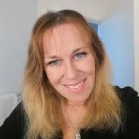 30+ "Christina Bolt" profiles