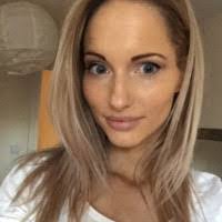 Mollie Blake's Instagram, Twitter & Facebook