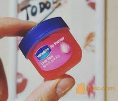Kamu bisa memakainya kapan saja dibutuhkan. Pelembab Bibir Vaseline Therapy Rosy Lips 7g Harga Distributor Jakarta Barat Jualo