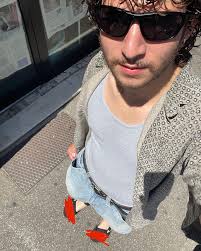 dm for uncensored -(last slide)