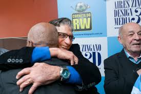 2 anos depois - Corneta do RW
