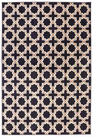 Black And White Geometric Pattern Rug A Contemporary Area Rug With A Bold Geometric Pattern In Black White And Beige Karastan Pacifica Bal Habour Indigo Modern Rug Design Area Rugs Geometric Rug