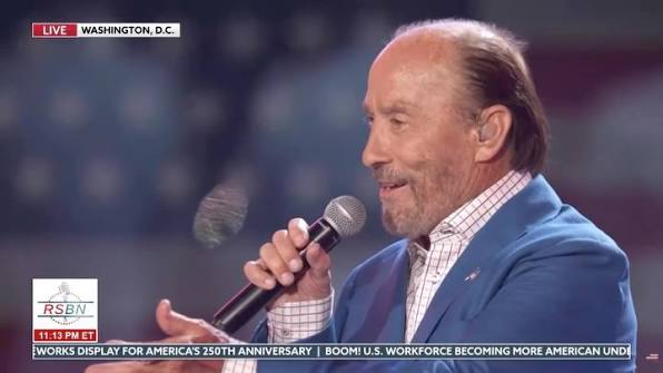 Moments before President Trump takes the stage, Lee Greenwood performs God Bless the U.S.A. as America celebrates its 250th birthday., #GodBlessTheUSA #4thOfJuly #IndependenceDay #freedom250
