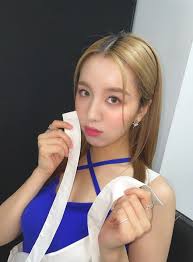 221011 WOO!AH! Twitter Update