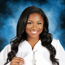 ✅ biography, age, height, net worth (2020), earnings, relationship, parents, wiki, education, siblings, facts. Reginae Carter Net Worth Boyfriend Career Ig Bio Parents Celeb Tattler