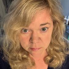 What are family and pet friendly neighborhoods in Gilbert and Queen Creek  area?