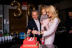 Anna is related to denise michele genna and janusz gudel as well as 1 additional person. We Wrzesniu 30 Lecie Prestiz Magazyn Trojmiejski Facebook