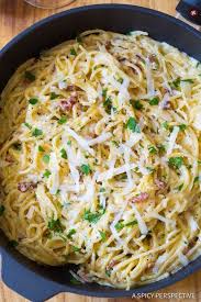 One Pot Spaghetti Carbonara Recipe Creamy Cozy And Luxurious This Pasta Carbonara Recipe Pasta Dishes Spaghetti Carbonara Recipe