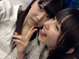 NMB48 與儀ケイラ 白間美瑠 セクシー 笑顔 舌出し 顔アップ ピース 美少女 中学生アイドル 高画質エロ かわいい画像14アイドルおかず画像掲示板Eカップスマホ版