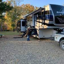 Hours may change under current circumstances Https Www Campgroundreviews Com Regions Oklahoma Broken Bow Creekside Rv Park 251176