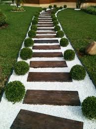 The Garden Path 50 Garden Paths That Lead You Through The Outdoor Area Garden Outdoor Paths Through In 2020 Minimalist Garden Backyard Garden Paths