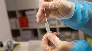 Covid 19 On A Teste Pour Vous Le Depistage Antigenique Dans Une Pharmacie De Roubaix