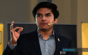 Pindaan kepada akta belia yang menurunkan umur belia dari 40 ke 30 tahun yang dibentangkan diterima di parlimen. Bernama Syed Saddiq Hadir Rakam Percakapan Hantaran Video Justiceforganapathy