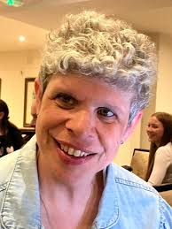 Introduction and neighborhood tree photo sharing