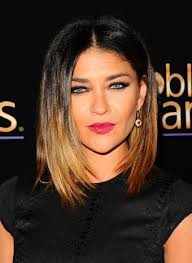 Le Tye And Dye Blond Sur Brune De Jessica Szohr Coupe De Cheveux Couleur Cheveux Cheveux