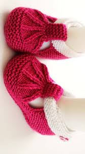 Babyschuhe Mit Zwei Knopfen Babyschuhe Knopfen Mit Zwei Gordetselv Babystrickmutzen Babyschuhe Stricken Gestrickte Babyschuhe