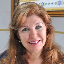 Estos botones son un reconocimiento que otorga youtube para celebrar el trabajo de los creadores de contenido para la página de videos. Cocina Con Carmen Youtube