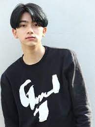 メンノン風センターパートショート メンズ 髪型 lipps 表参道 mens hairstyle メンズ ヘアスタイル メンズ ヘアスタイル メンズヘアカット センターパート パーマ