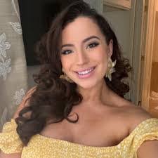 Carly Carmichael's Instagram, Twitter & Facebook