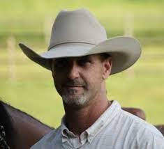 Bobby Mallow's Instagram, Twitter & Facebook