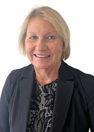 Lacey Kerr's Instagram, Twitter & Facebook