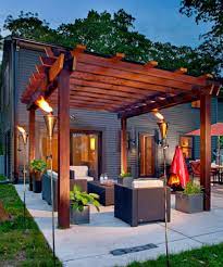 50 Best Patio Ideas For Design Inspiration Disegni Cortile Design Per Patio Arredamento Veranda Cortile