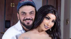 من أقوى عمليات النصب والإحتيال التي حصلت في الفترة الأخيرة، هي قيام رجل عربي، إدعى أنه رجل أعمال وصاحب شركات، سكن في أحد الفنادق الفخمة في العاصمة &#8203;بيروت& Ø§Ù„ÙÙ†Ø§Ù†Ø© Ø¯Ù†ÙŠØ§ Ø¨Ø·Ù…Ø© ØªÙ†ÙˆÙŠ ØªÙˆØ«ÙŠÙ‚ ÙˆÙ„Ø§Ø¯ØªÙ‡Ø§ ÙÙŠ Ø¨Ø« Ø­ÙŠ ÙˆÙ…Ø¨Ø§Ø´Ø± Ø±Ø¤ÙŠØ§ Ø§Ù„Ø¥Ø®Ø¨Ø§Ø±ÙŠ