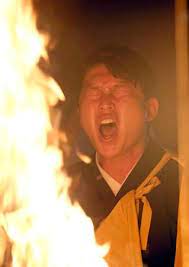 広島 新井 １４年連続の護摩行 やらないと１年が始まらない 画像2 野球 sanspo com サンスポ 広島 新井 護摩 新井
