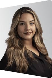 Kristina Duran's Instagram, Twitter & Facebook