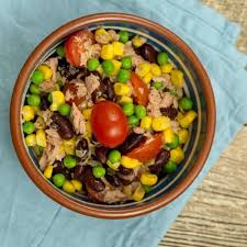 Thunfischsalat Mit Cremigen Dressing Chiliblueten Com Rezept Thunfischsalat Salat Laktosefreie Rezepte