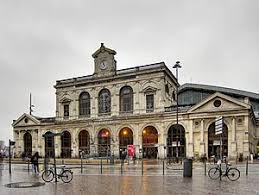 Transit (by train, by bus) train distance : Lille Flandres Station Wikipedia