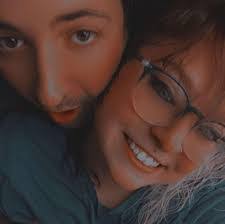 Chris Traweek's Instagram, Twitter & Facebook