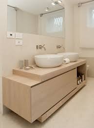 Arredare un bagno in stile moderno seguendo il design minimal è semplice se si seguono le giuste regole. Mobile Da Bagno In Legno Massello E Listellare Julianne Xlab