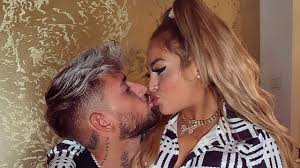 Elena miras und mike heiter sind verzweifelt. Harmonischer Geht Es Nicht Nachdem Mike Heiter 28 Und Laura Morante 30 Es Schon Viermal Miteina Youtube