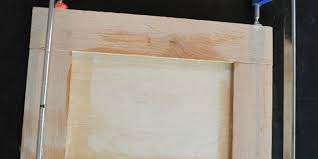 Shows how to router the edges of the door to give it a custom detail. Remodelaholic How To Make A Shaker Cabinet Door
