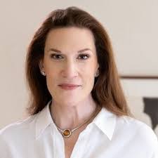 Kristy Cunningham's Instagram, Twitter & Facebook