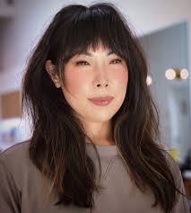 Recommendations for short haircuts and curtain bangs salons?