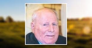 Dennis Nolting's Instagram, Twitter & Facebook