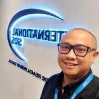 80+ "John Santos" profiles