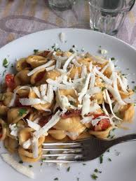 La dolcezza unica della burrata unita con il carattere deciso e piccante della 'nduja calabrese, una festa di sapore per il palato! Pizza Pomodoro Nduja Burrata E Basilico Picture Of Osteria Pizzeria Margherita Monterotondo Tripadvisor