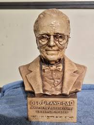 Vintage statue from the 50s, music box discussion