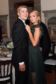 @thisisparispodcast premieres on feb 22nd! Paris Hilton S Former Fiance Chris Zylka Hoped To Get Back 2m Engagement Ring He Didn T Pay For Daily Mail Online