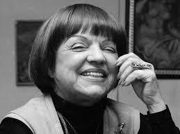 o mundo parece de algodão: BEATRIZ COSTA