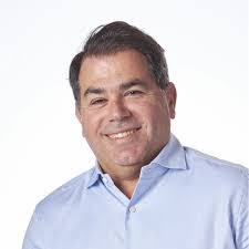 Mike Vigue's Instagram, Twitter & Facebook