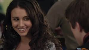 So I normally don't do these types of posts, but I am currently doing my  first watch through of the show heartland and someone showed up I wasn't  expecting. Paula Brancati playing