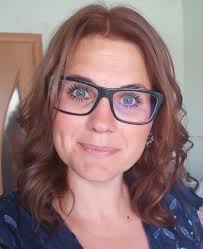 📚 ᴀᴘᴏʟʟᴏ ʀᴀᴀᴍᴀᴛᴜ- ᴊᴀ ꜰɪʟᴍɪÕʜᴛᴜ ᴘɪʟᴇᴛɪʟᴏᴏꜱ 📚 30. novembril kell 18.30  toimub Apollo Kino Solarises järjekorras teine Apollo raamatu- ja  filmiõhtu, kus enne värsket Eesti komöödiat "Jahihooaeg" arutleme koos  kirjanik ja filmi "